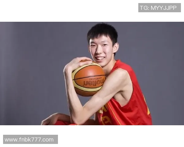 周琦在国际赛场的崛起与挑战：从青涩球员到中国篮球的希望之星